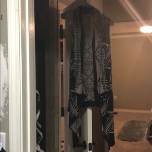 Navy and cream sleeveless cardigan